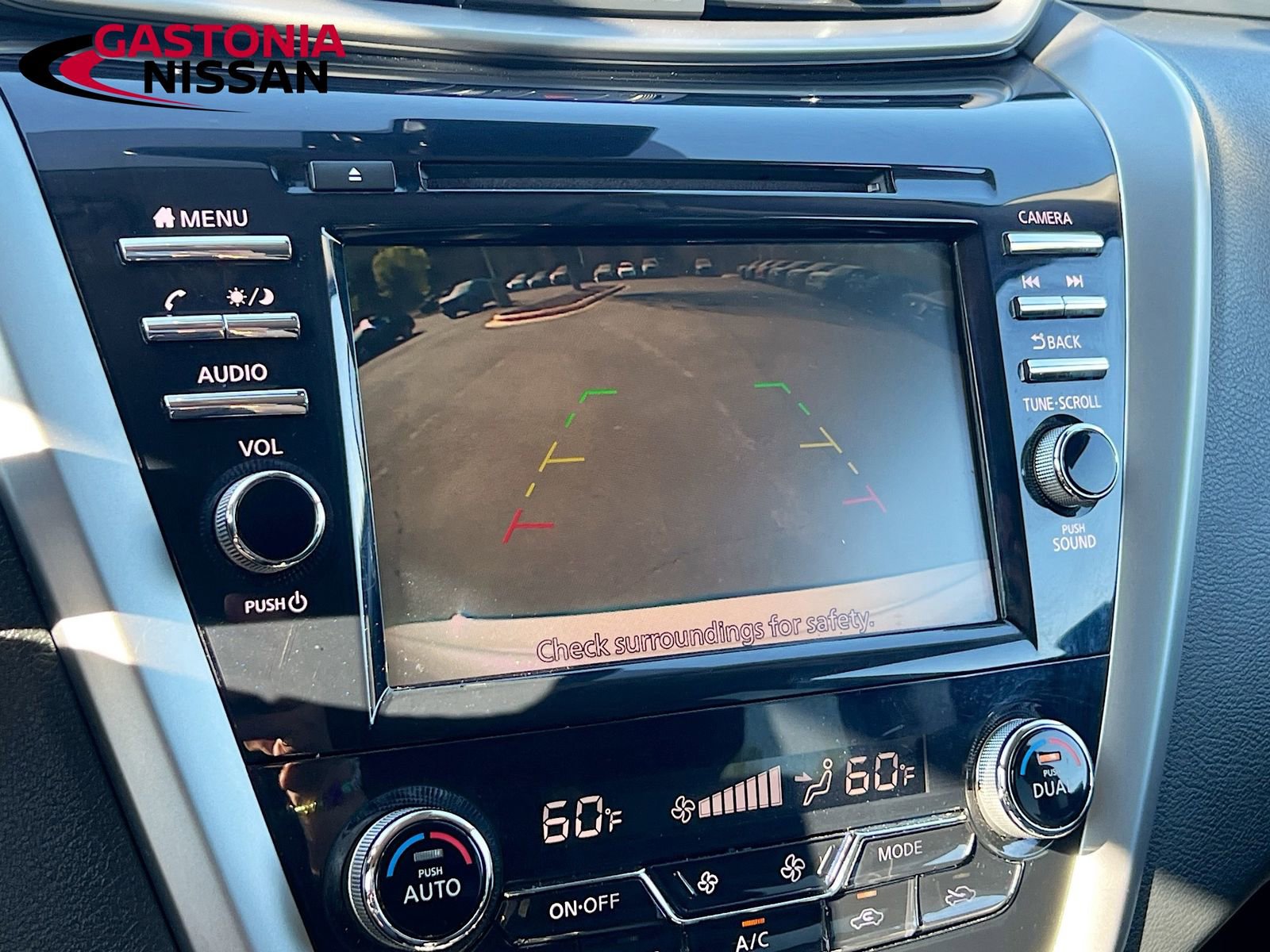 Used 2022 Nissan Murano SV w/ SV Midnight Edition Package image 17