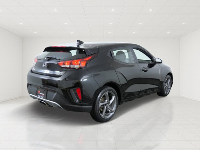 Used 2020 Hyundai Veloster 2.0 FWD image 6
