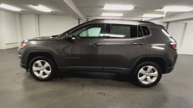 Used 2019 Jeep Compass Latitude w/ Popular Equipment Group AWD/4WD image 5