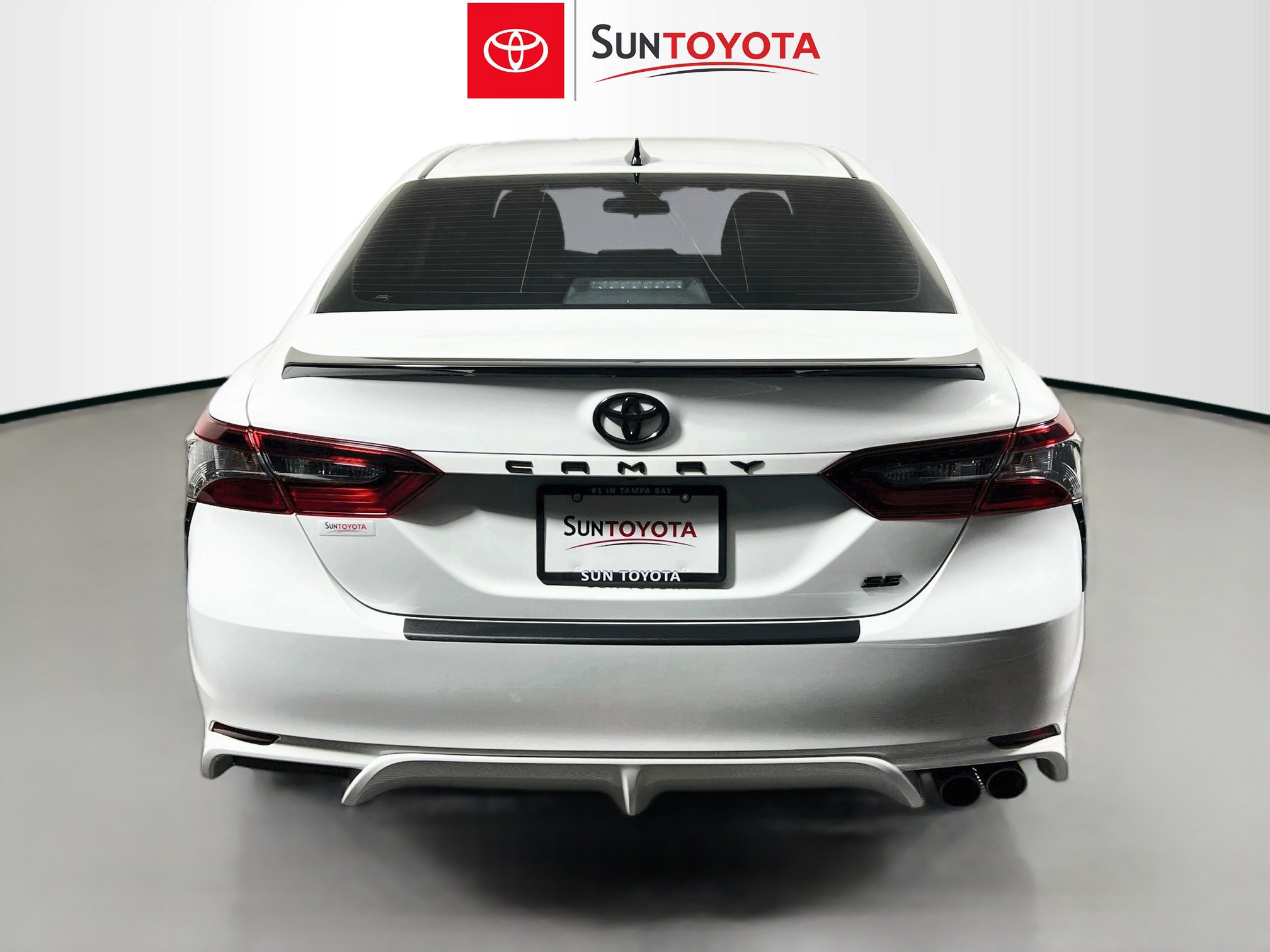Used 2023 Toyota Camry SE FWD image 5