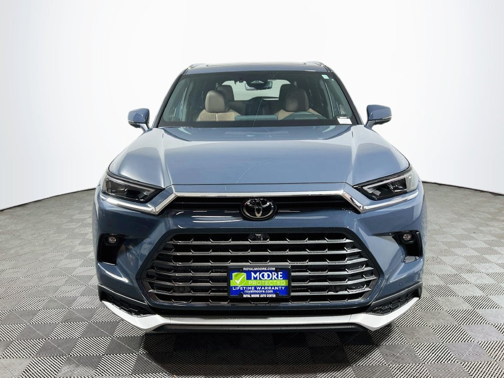 New 2026 Toyota Grand Highlander AWD Hybrid image 2