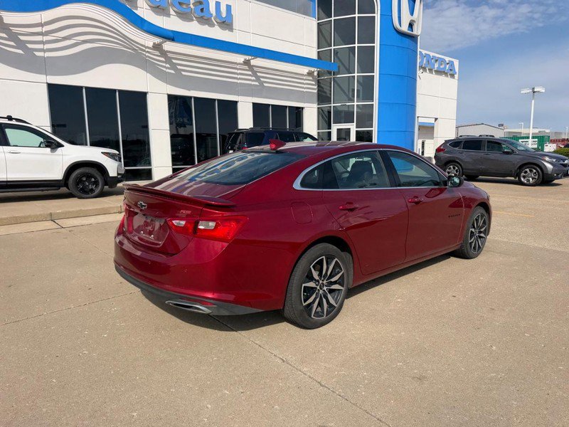 Used 2025 Chevrolet Malibu RS image 2