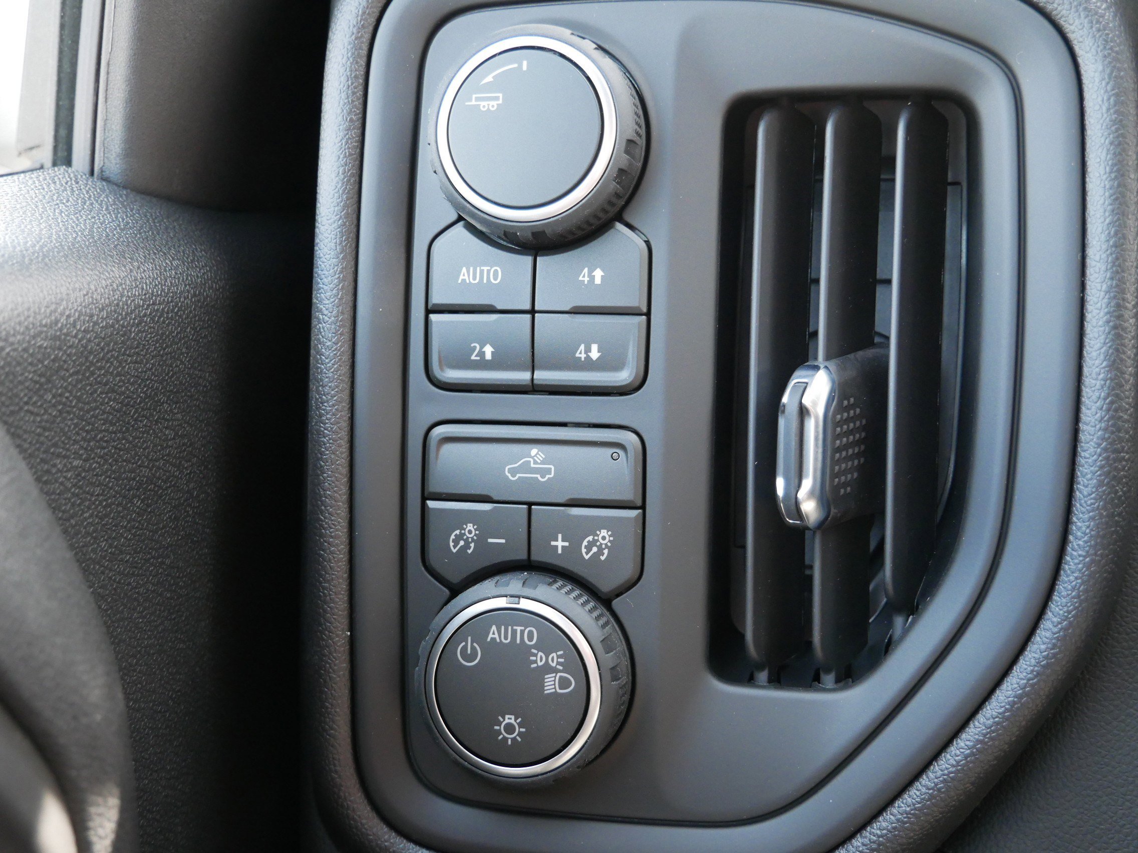 New 2026 Chevrolet Silverado 1500 Custom Trail Boss w/ Midnight Edition image 20