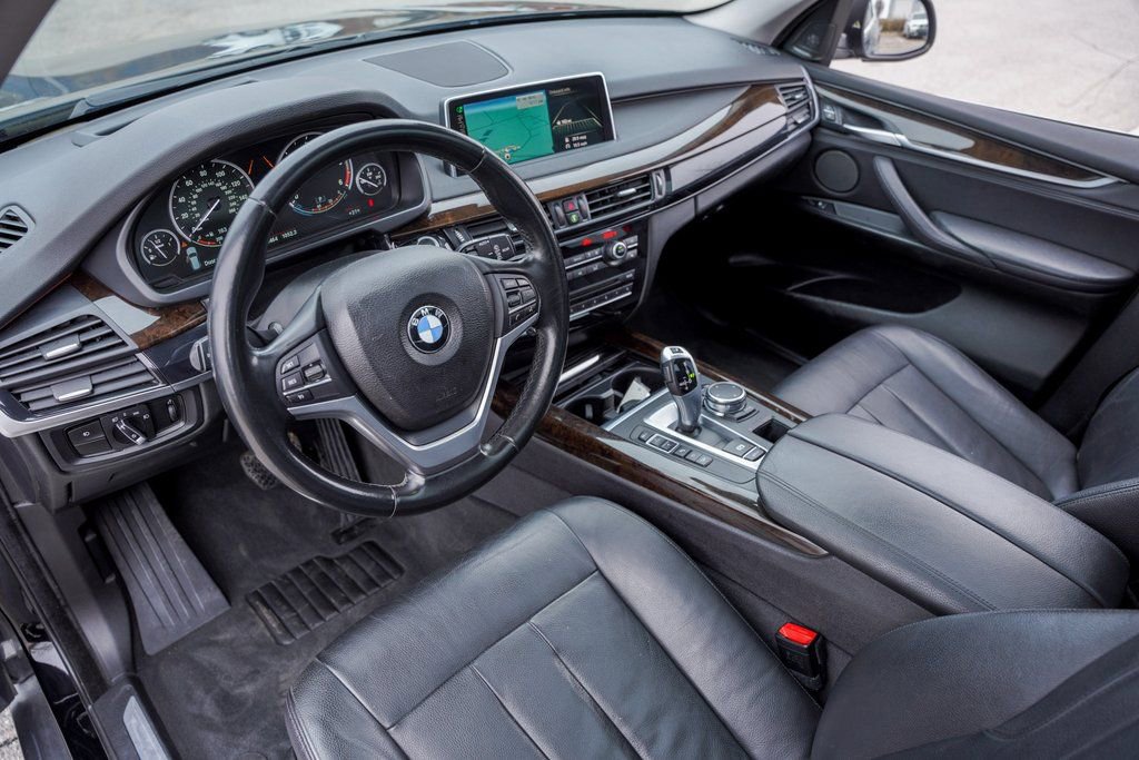 Used 2016 BMW X5 xDrive35d image 17