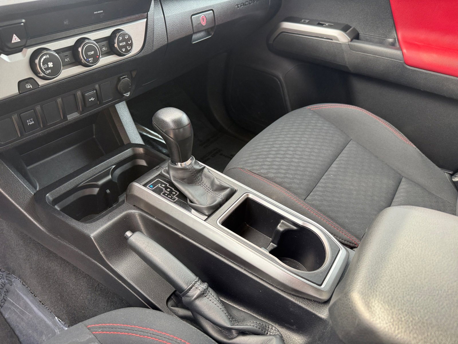 Used 2023 Toyota Tacoma SR5 image 13