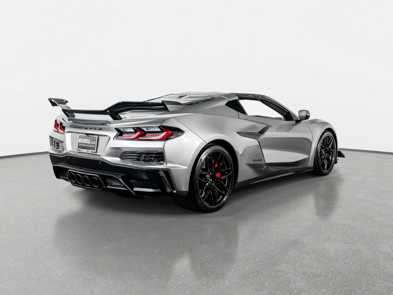 Used 2023 Chevrolet Corvette Z06 w/ Z07 Performance Package RWD image 10