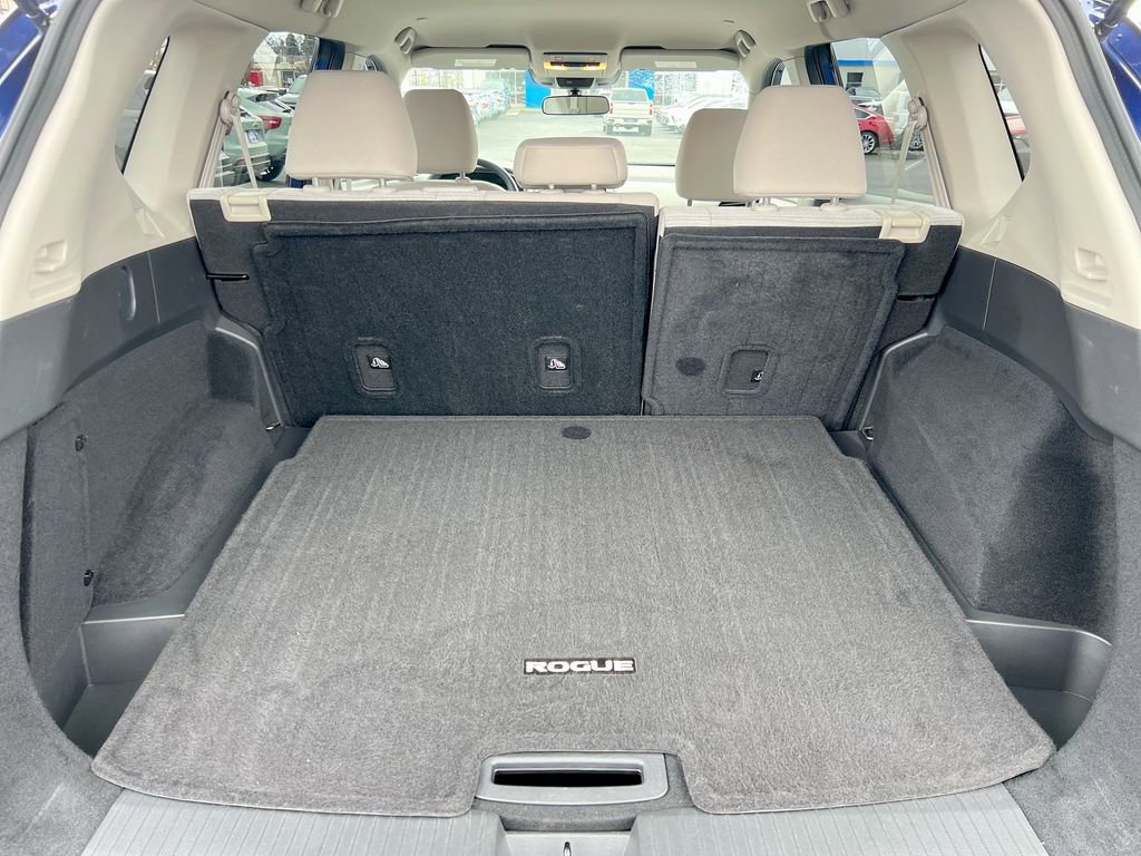 Used 2023 Nissan Rogue SV image 21