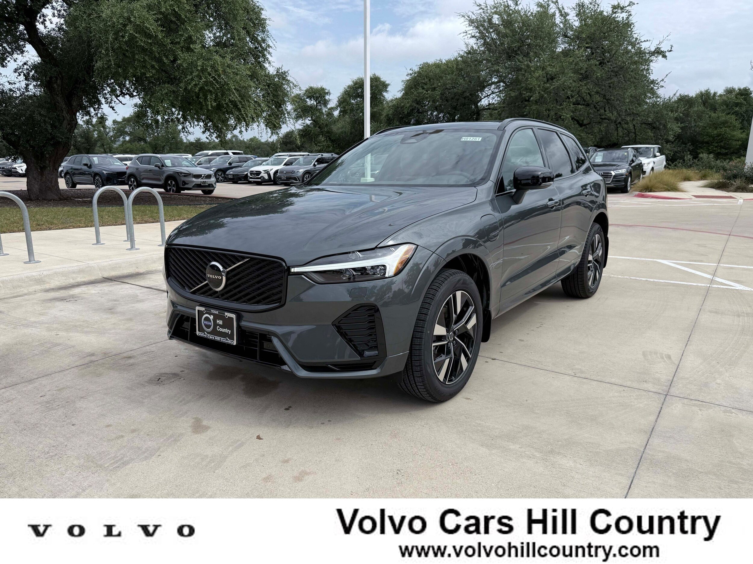 New 2026 Volvo XC60 T8 Core w/ Climate Package AWD/4WD image 1