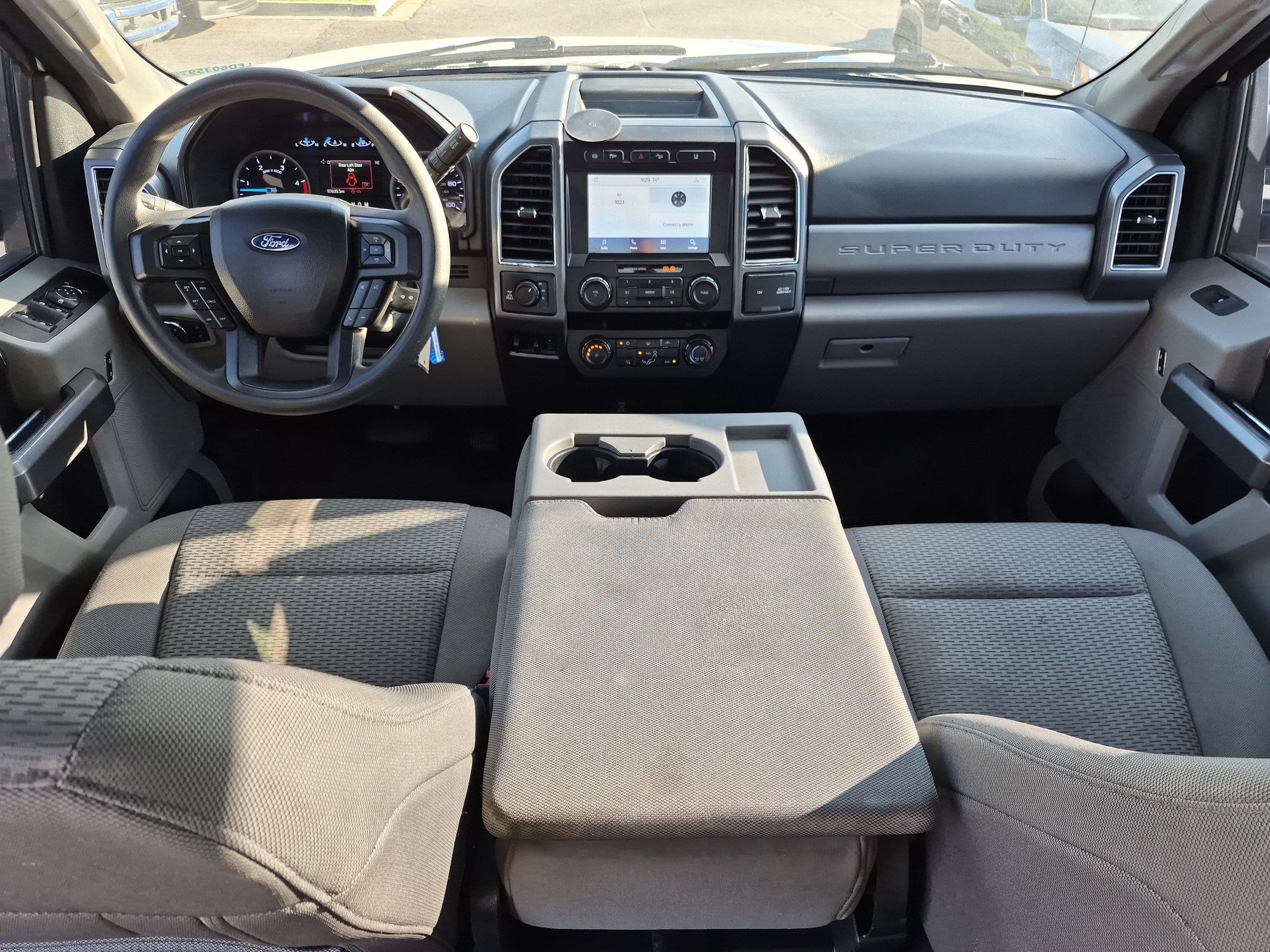 Used 2020 Ford F250 XLT w/ FX4 Off-Road Package AWD/4WD image 28