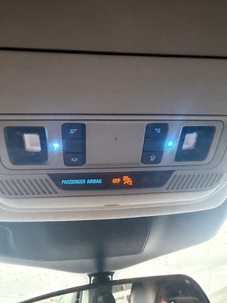 Used 2023 Ford Explorer XLT w/ Equipment Group 202A AWD/4WD image 16