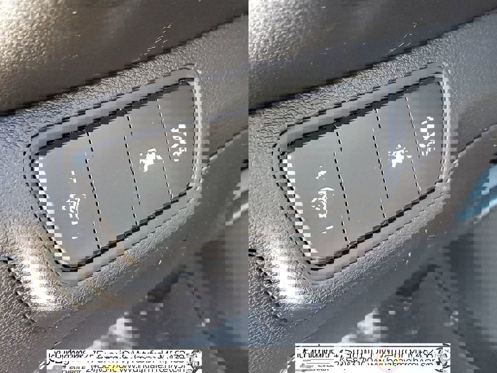 Used 2020 Kia Forte LXS image 32