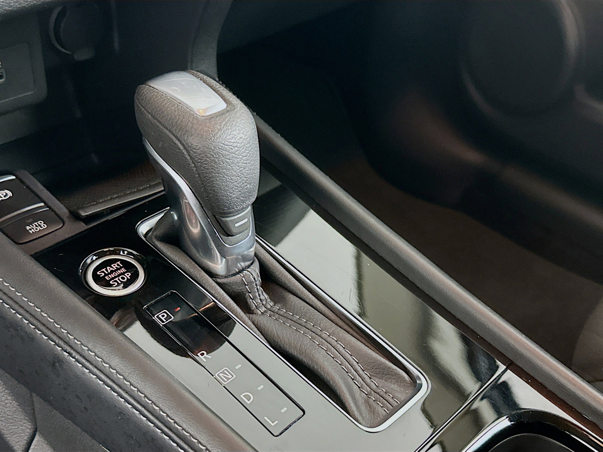 Used 2024 Nissan Kicks SV w/ Exterior Package image 24