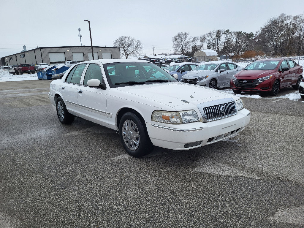Used 2008 Mercury Grand Marquis GS image 15