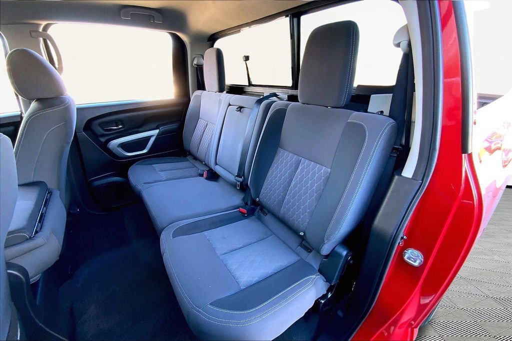 Used 2024 Nissan Titan SV w/ Accessory Utility Package image 16