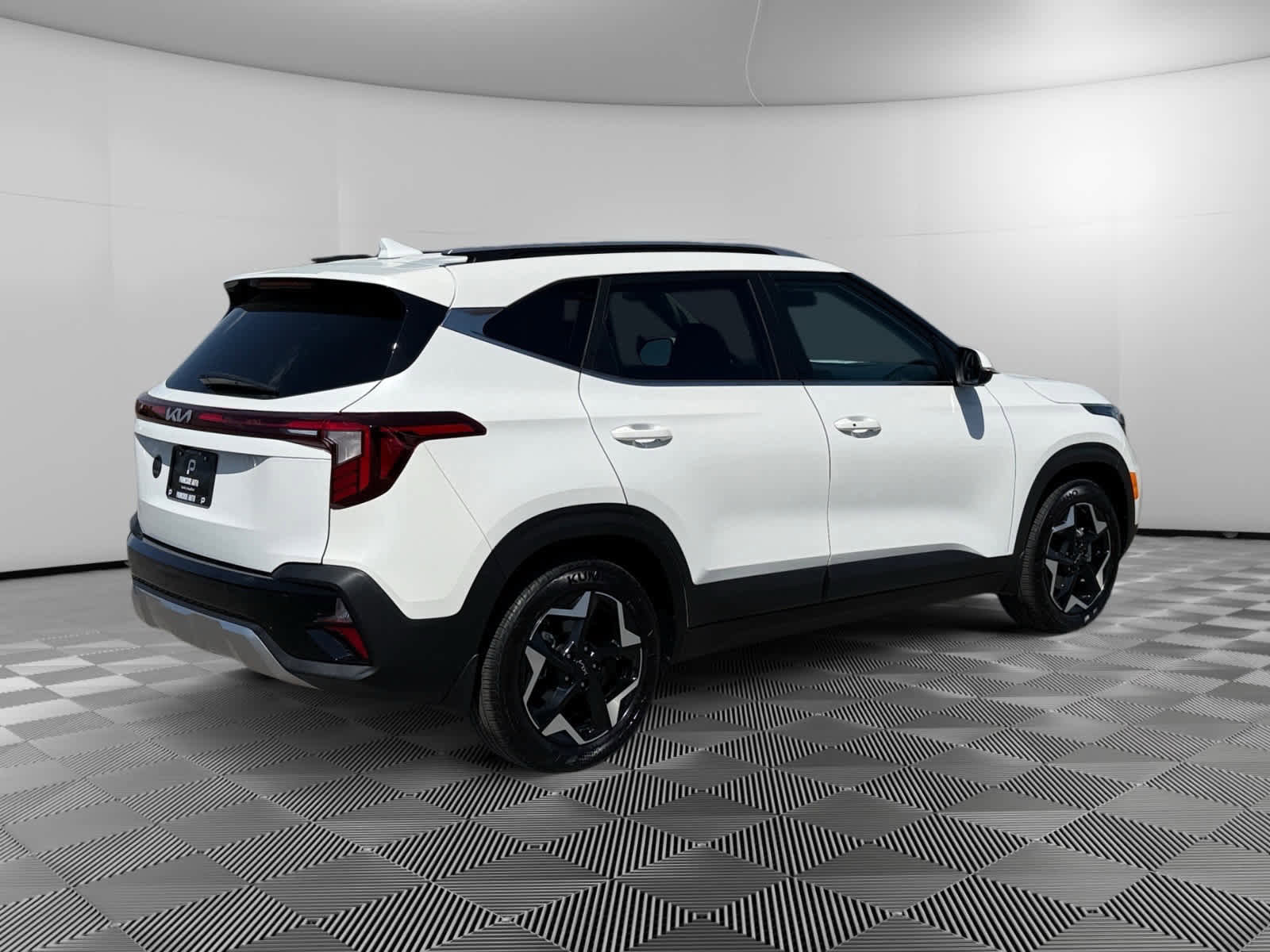 Used 2025 Kia Seltos EX w/ EX Sunroof Package image 5