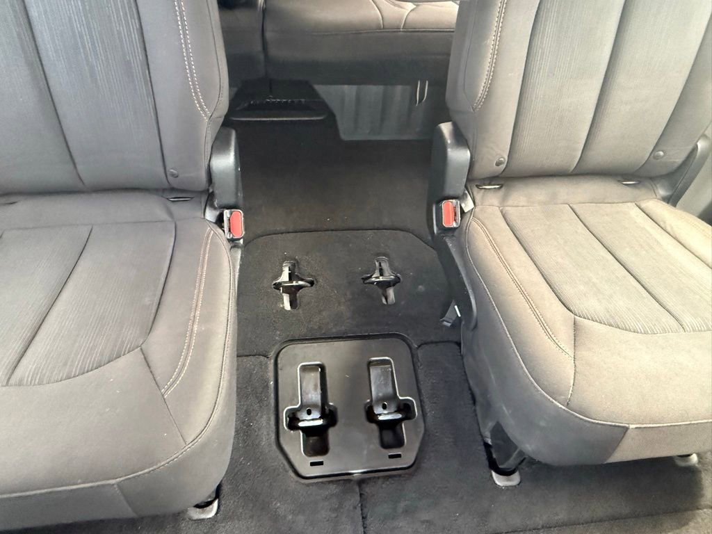 Used 2018 Chrysler Pacifica Touring Plus w/ Tire & Wheel Group FWD image 40