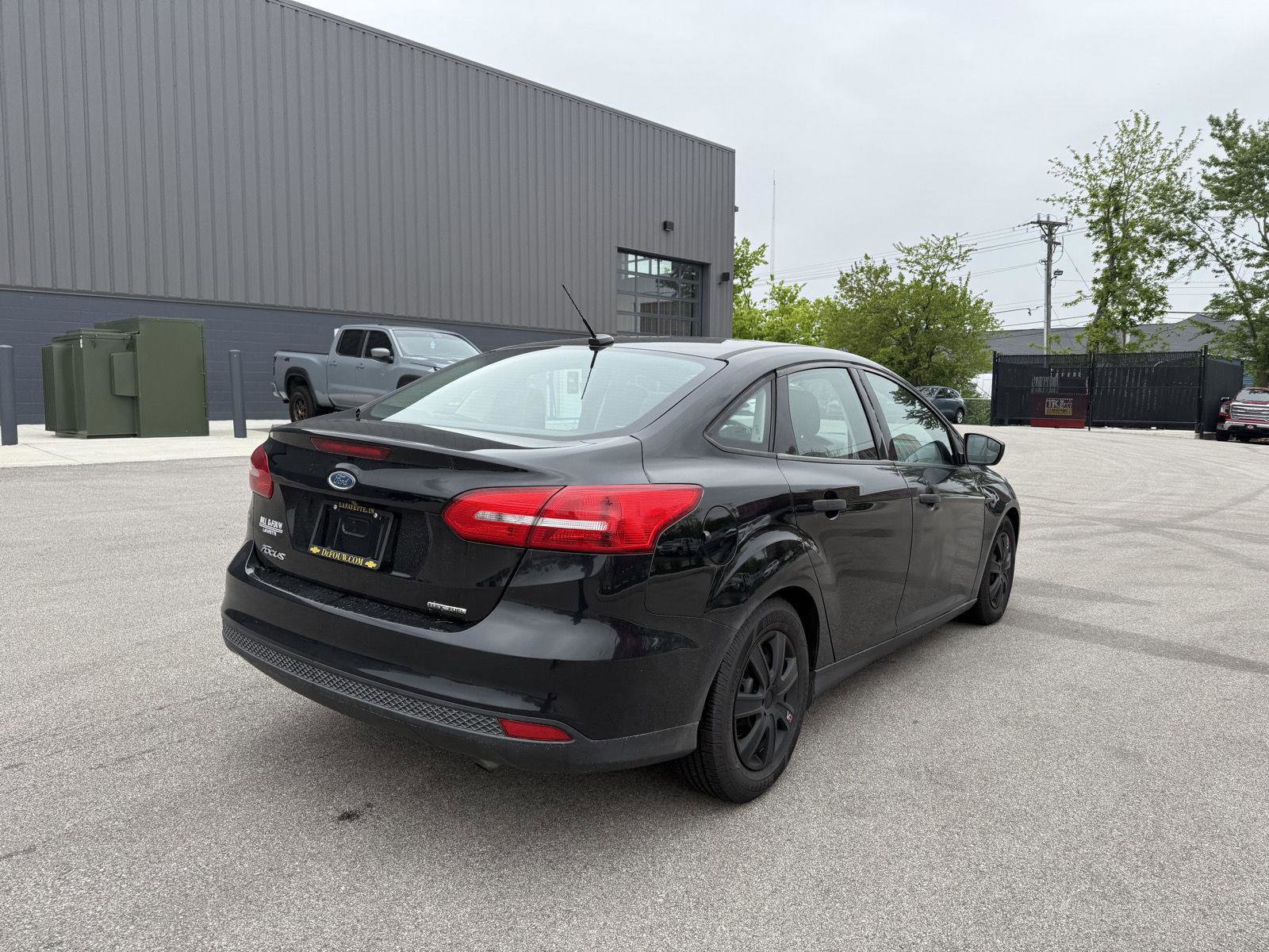 Used 2016 Ford Focus S FWD image 3