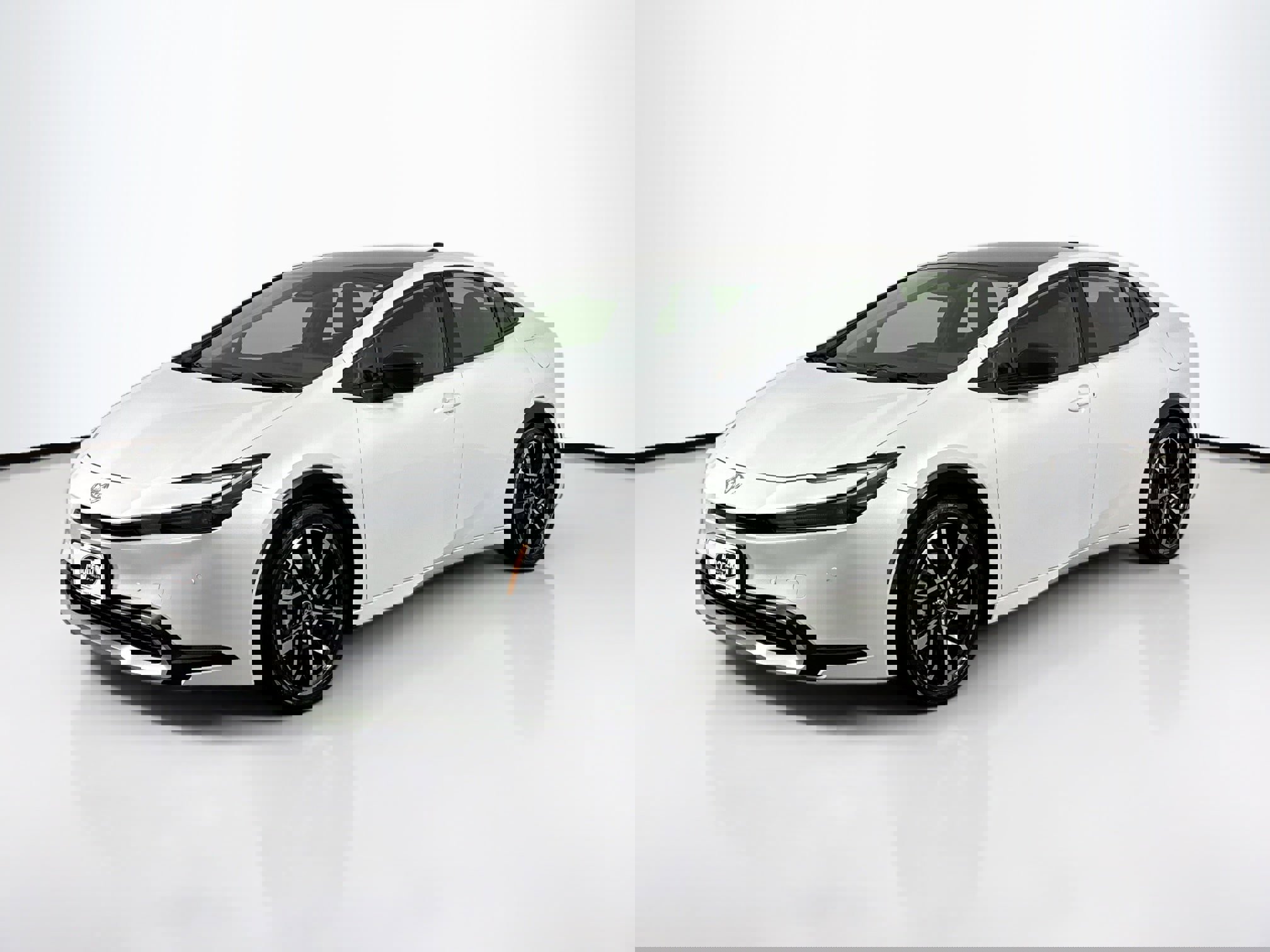 Used 2024 Toyota Prius Prime SE image 6
