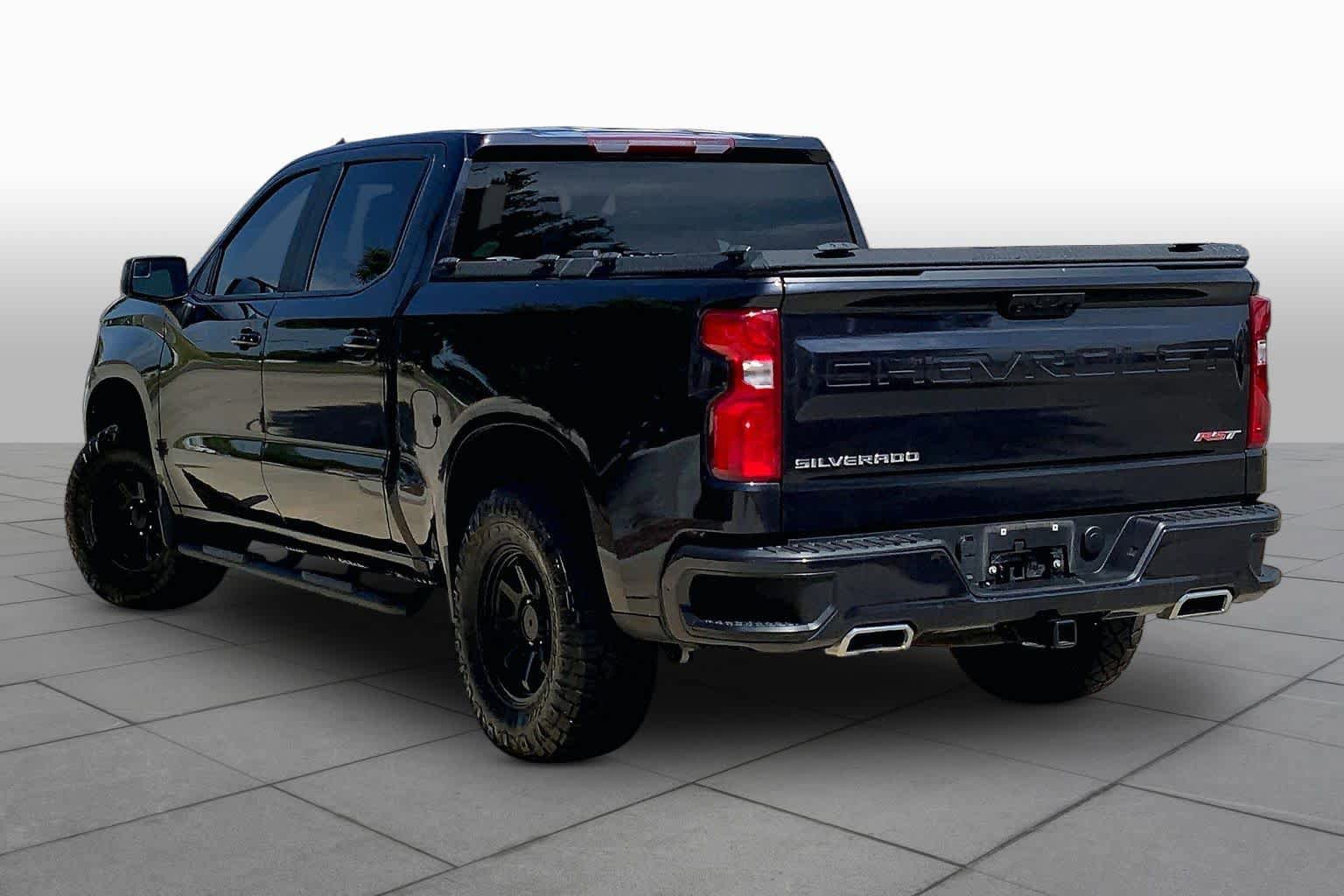 Used 2022 Chevrolet Silverado 1500 RST AWD/4WD image 12