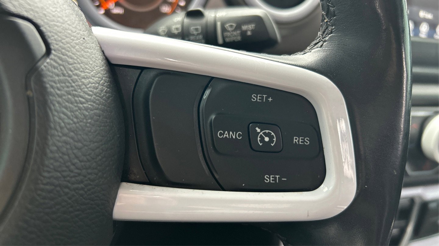 Used 2020 Jeep Wrangler Unlimited Sport image 33