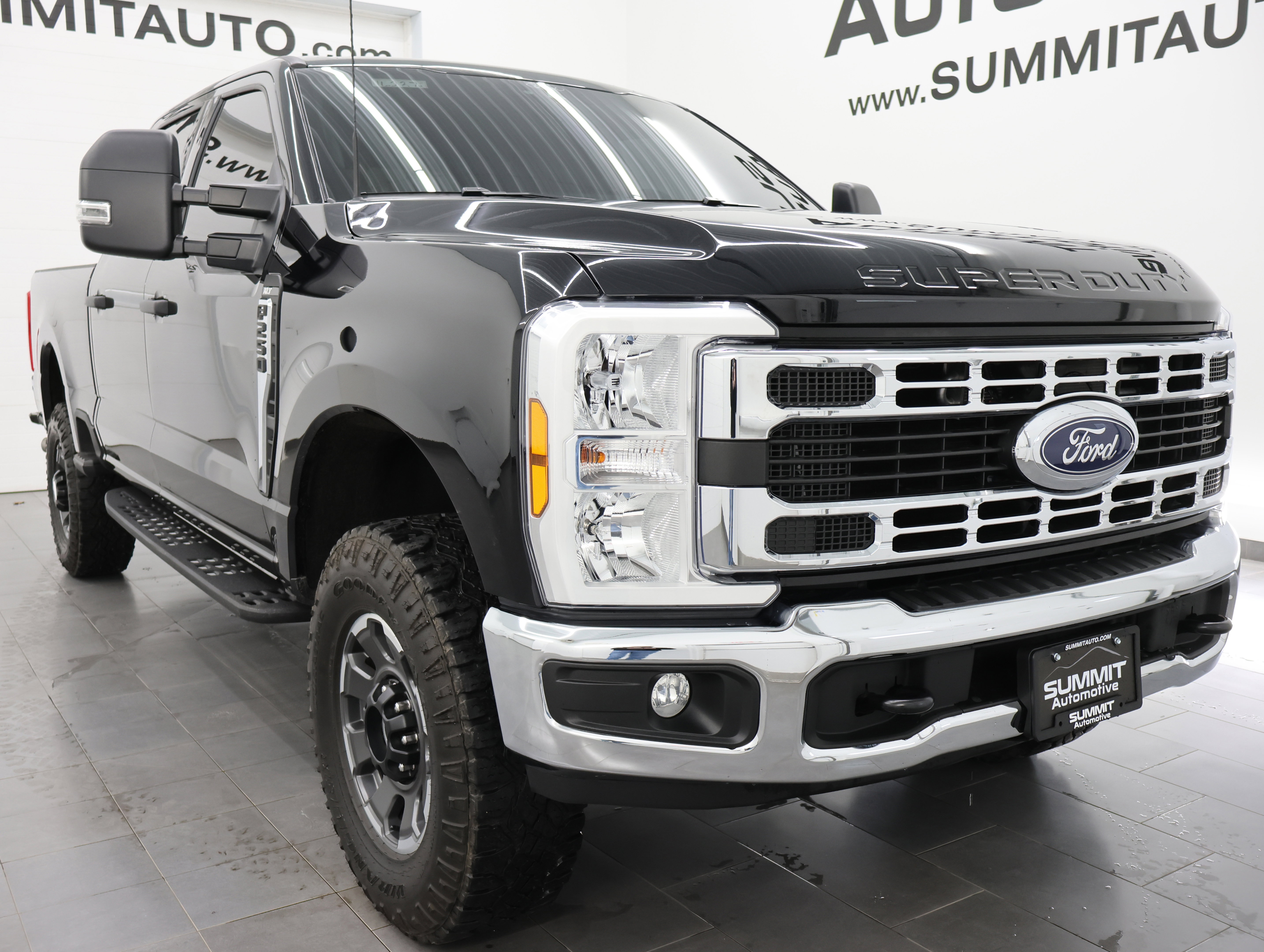Used 2024 Ford F250 XLT w/ Tremor Off-Road Package image 2