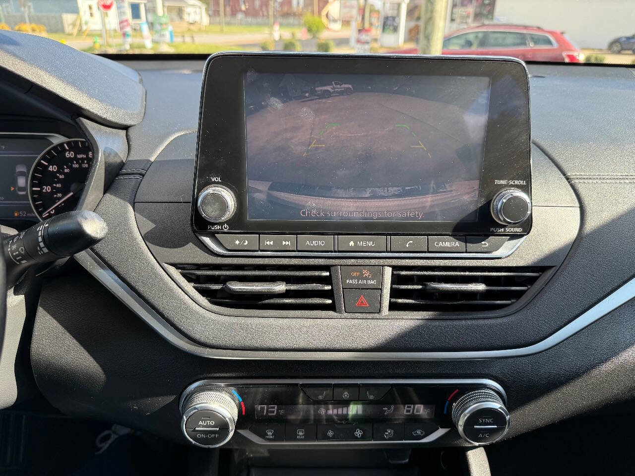Used 2020 Nissan Altima 2.5 SV FWD image 16