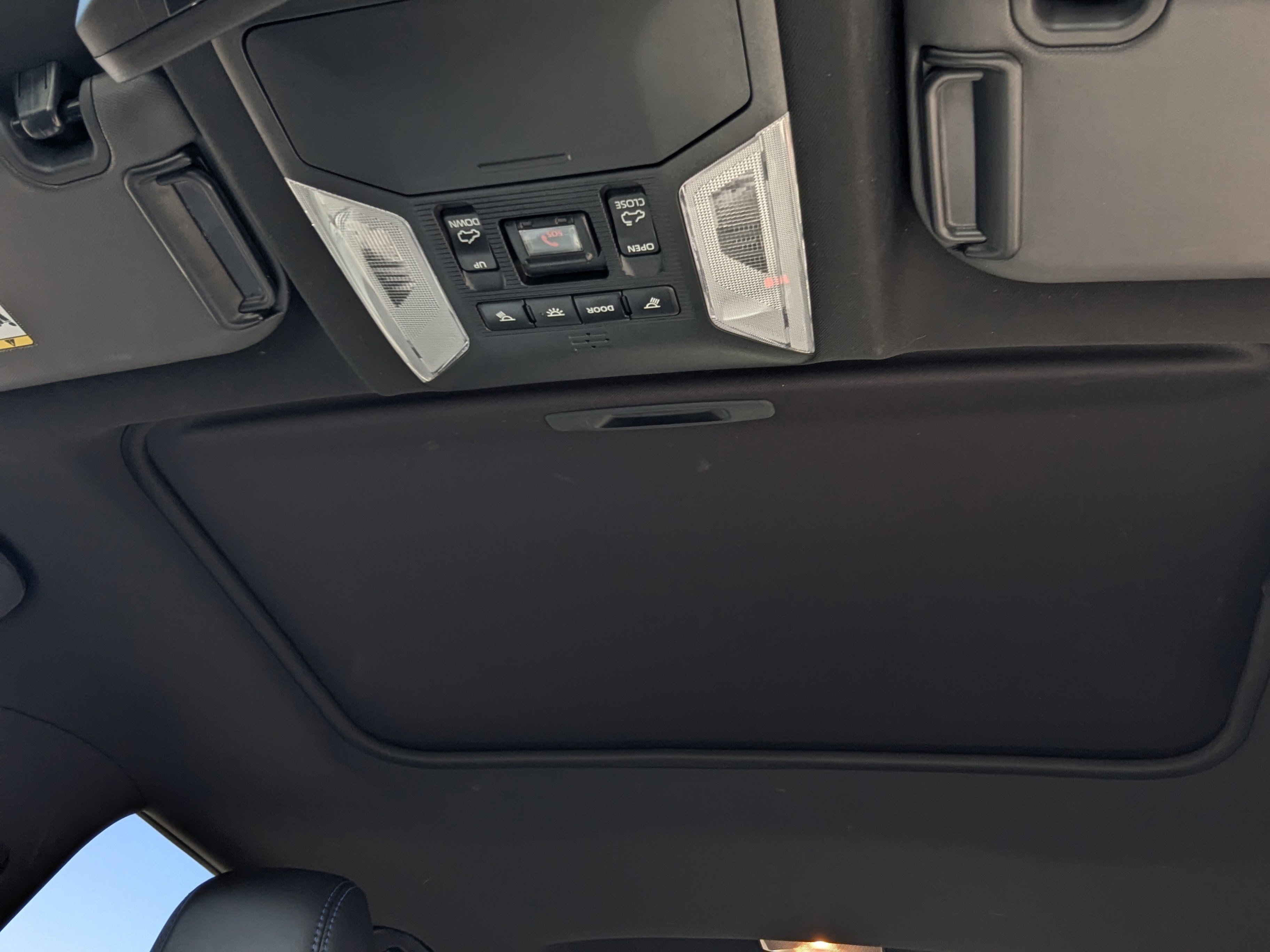 Used 2020 Toyota RAV4 XSE image 12