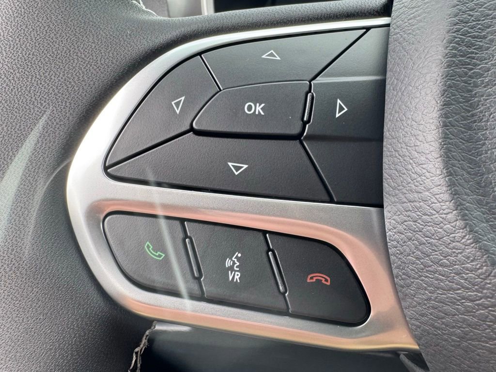 New 2026 Chrysler Pacifica Select image 17