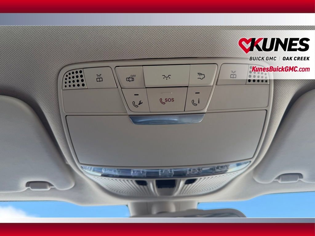 Used 2018 Mercedes-Benz GLC 300 4MATIC image 16