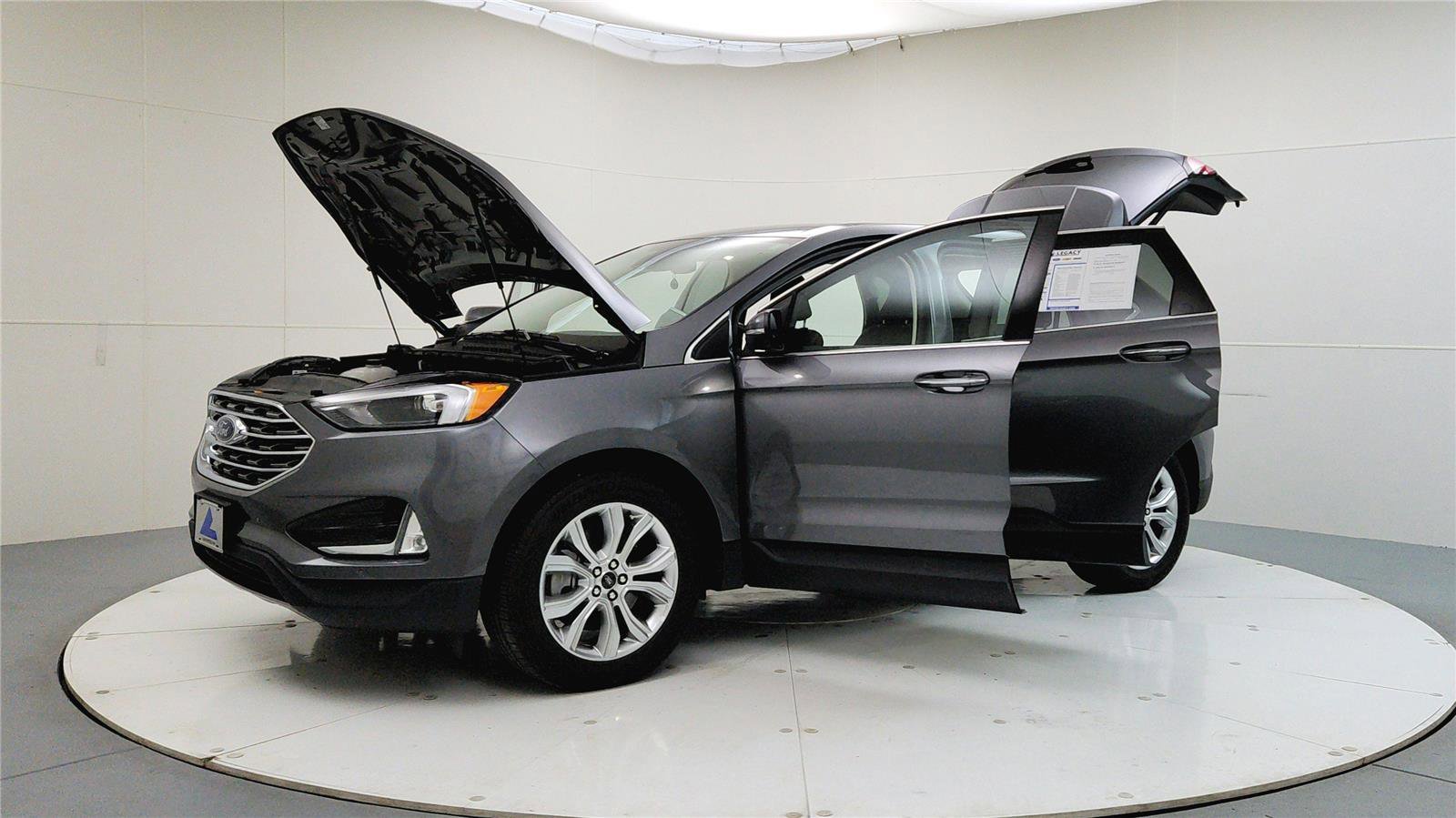 Used 2024 Ford Edge Titanium AWD/4WD image 11