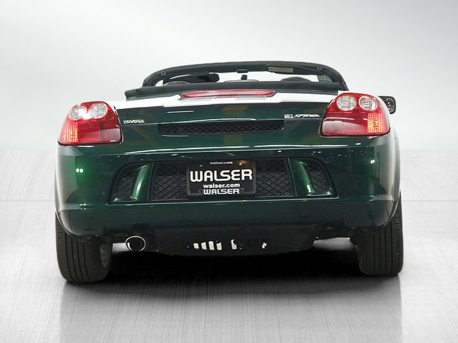 Used 2003 Toyota MR2 RWD image 4