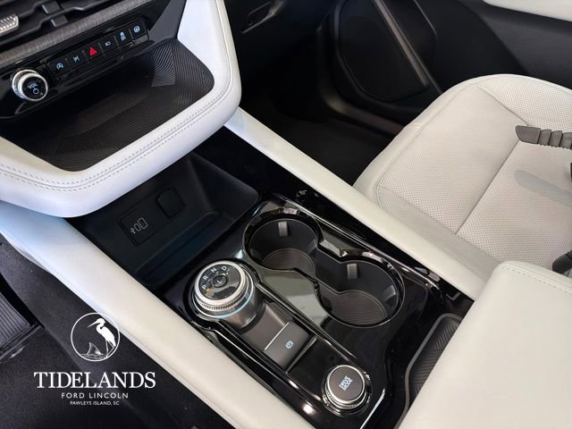 New 2026 Ford Explorer Platinum w/ LUX Leather Package image 24