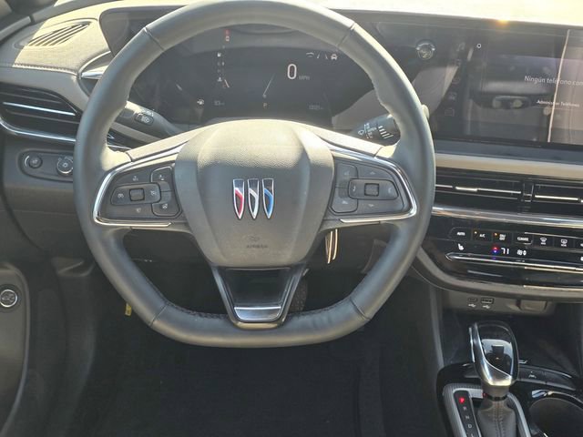 Used 2025 Buick Envista Avenir image 15