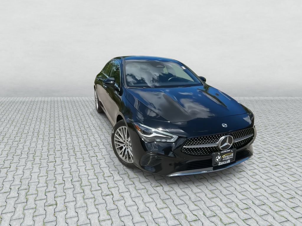 Used 2025 Mercedes-Benz CLA 250 4MATIC image 2