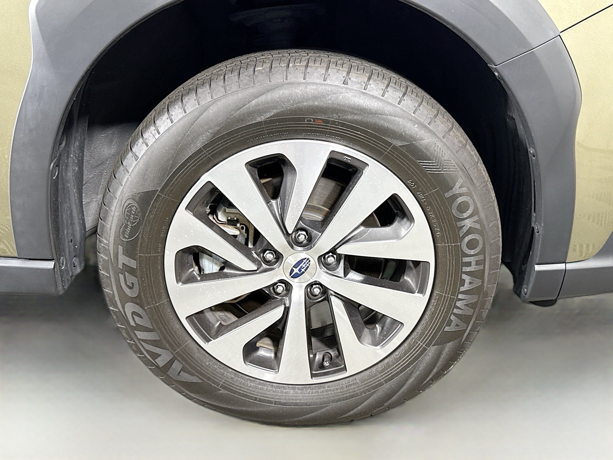 Used 2025 Subaru Outback Premium AWD/4WD image 32