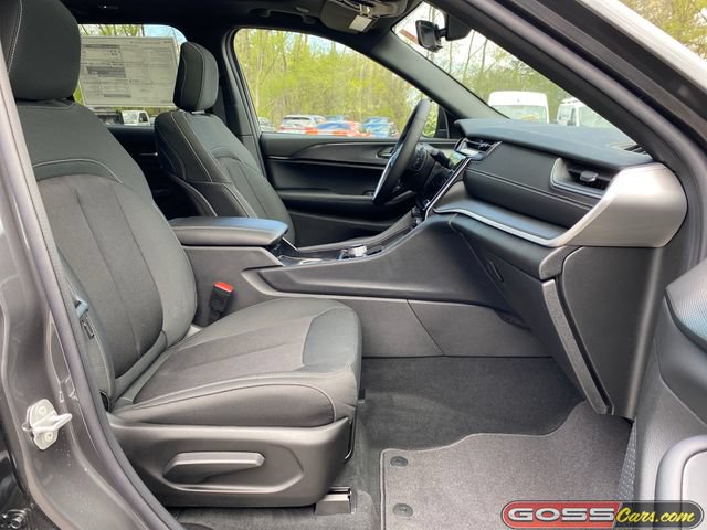 New 2026 Jeep Grand Cherokee Laredo X AWD/4WD image 6