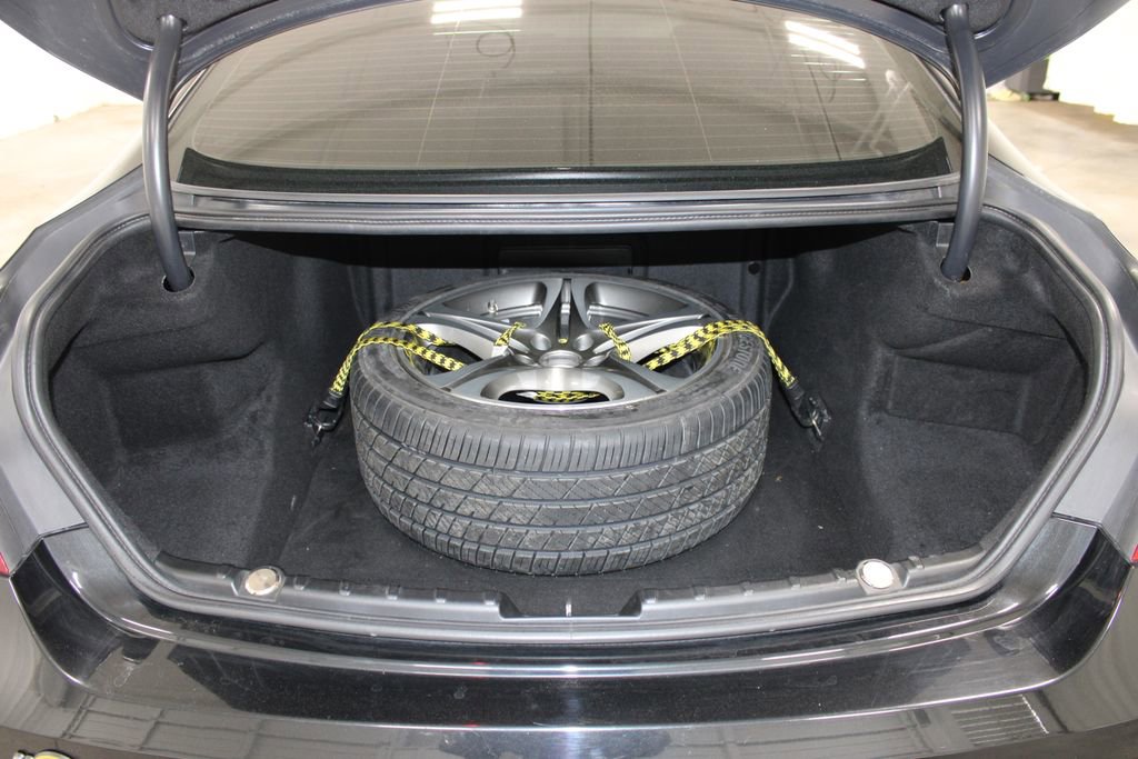 Used 2012 BMW 650i xDrive Coupe image 23