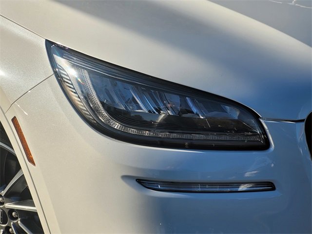 Certified 2022 Lincoln Corsair Grand Touring image 11