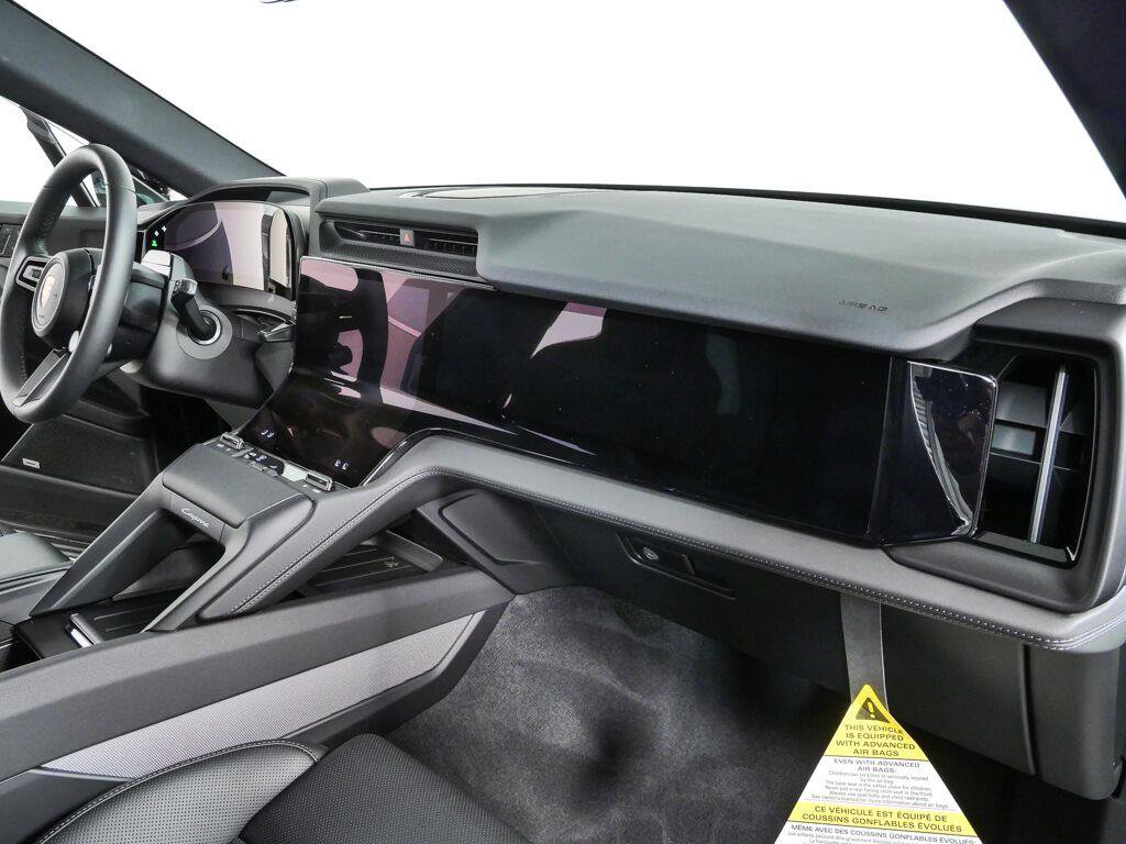 New 2026 Porsche Cayenne Electric AWD/4WD image 25