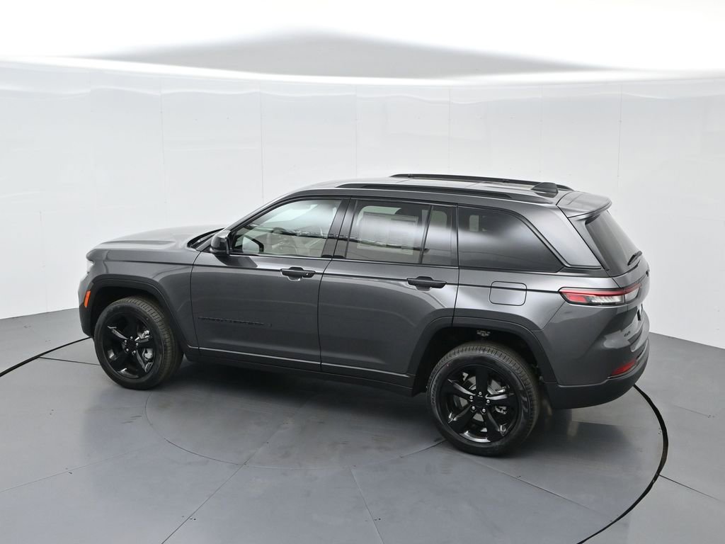 New 2025 Jeep Grand Cherokee Limited image 58