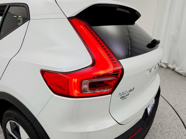 New 2026 Volvo XC40 B5 Plus w/ Protection Package Premier image 30