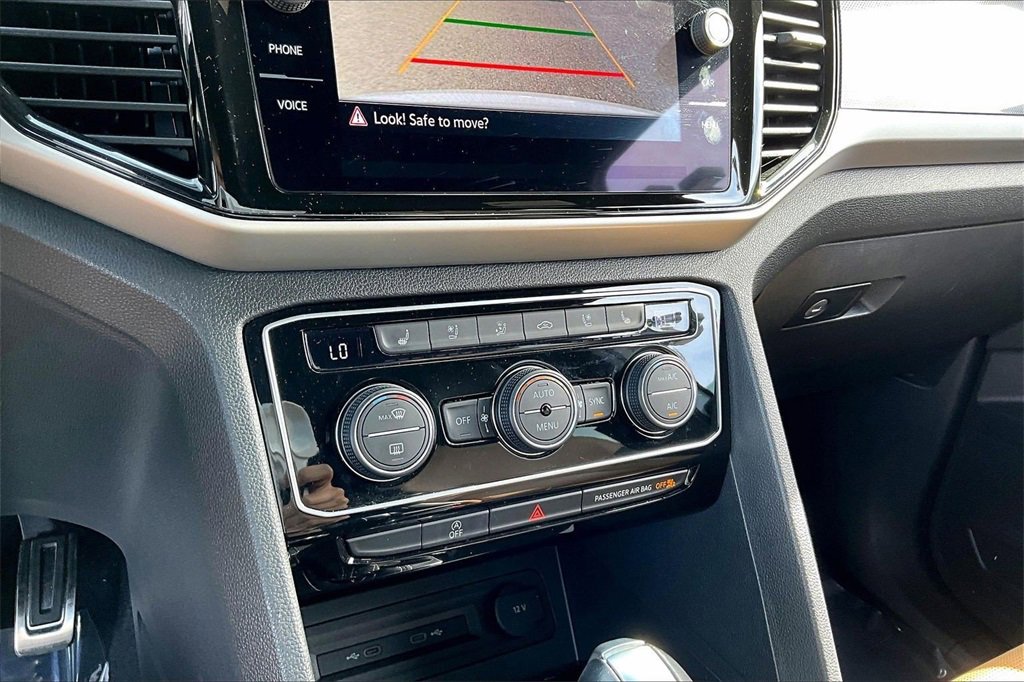 Certified 2023 Volkswagen Atlas Cross Sport SEL Premium R-Line image 16