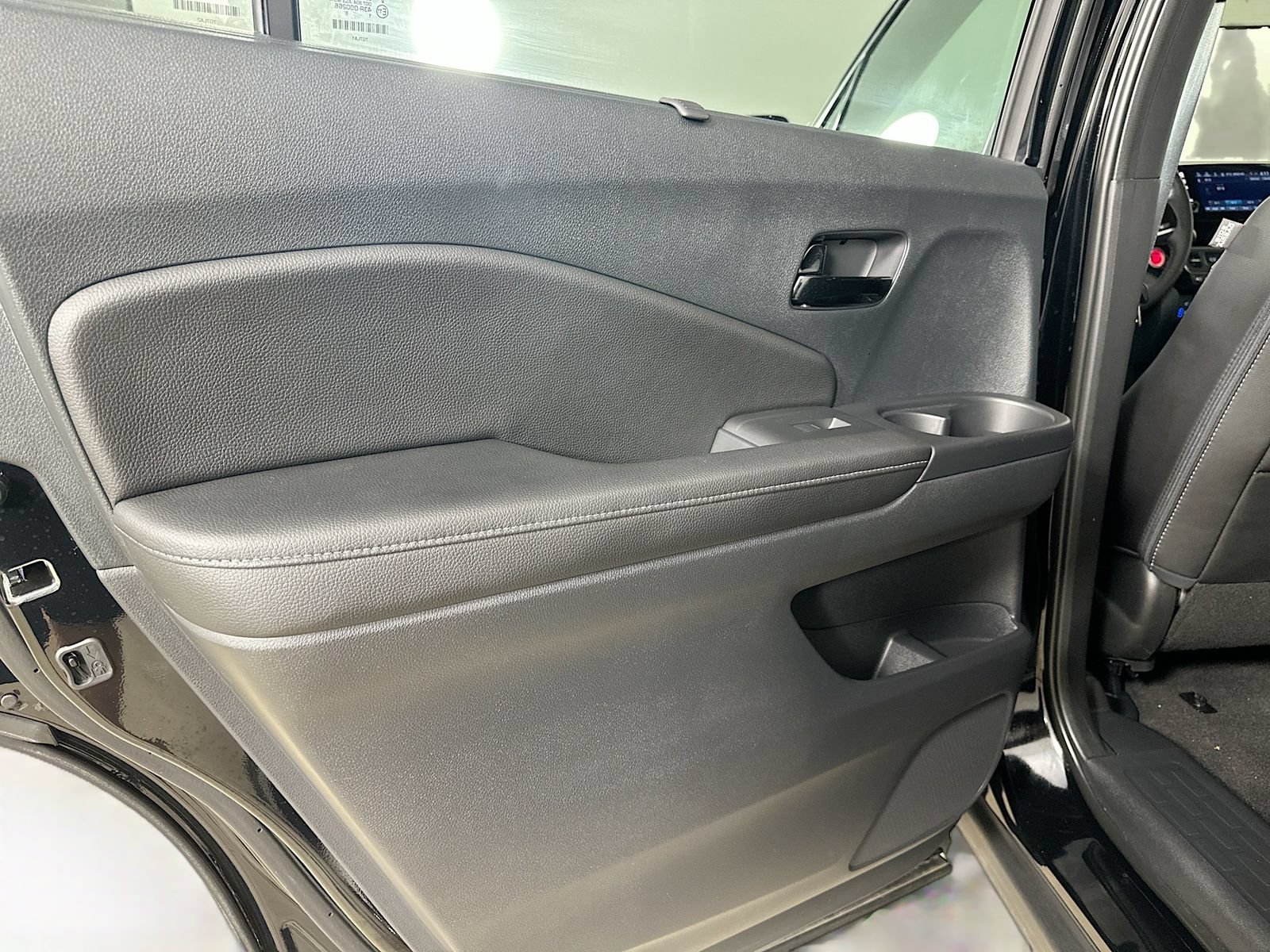 Used 2023 Honda Passport Elite image 36