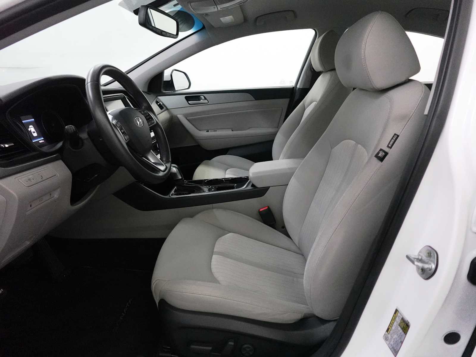 Used 2019 Hyundai Sonata Plug-In Hybrid FWD image 12