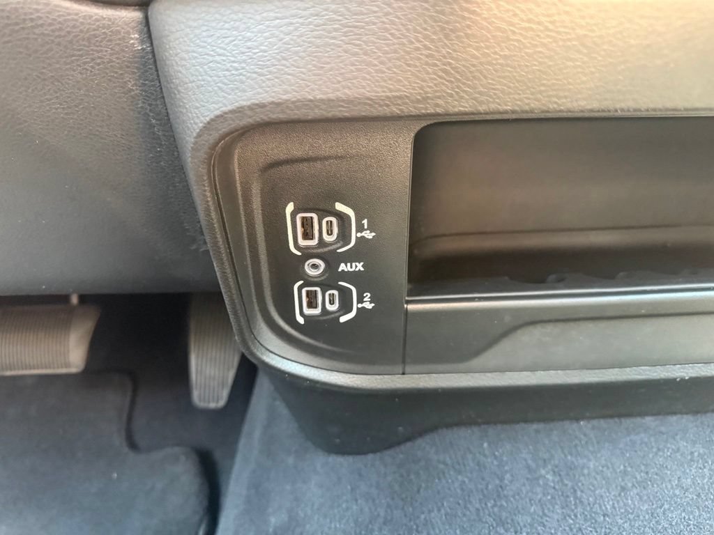 Certified 2025 RAM 2500 Big Horn AWD/4WD image 24