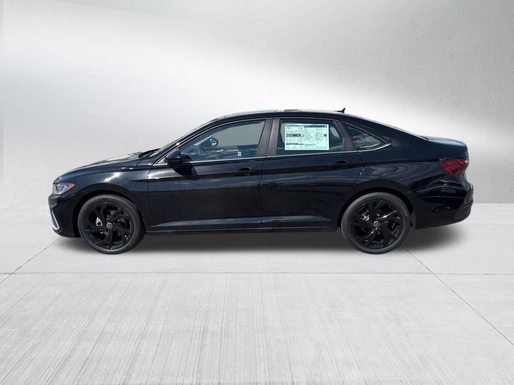 New 2026 Volkswagen Jetta SE FWD image 2