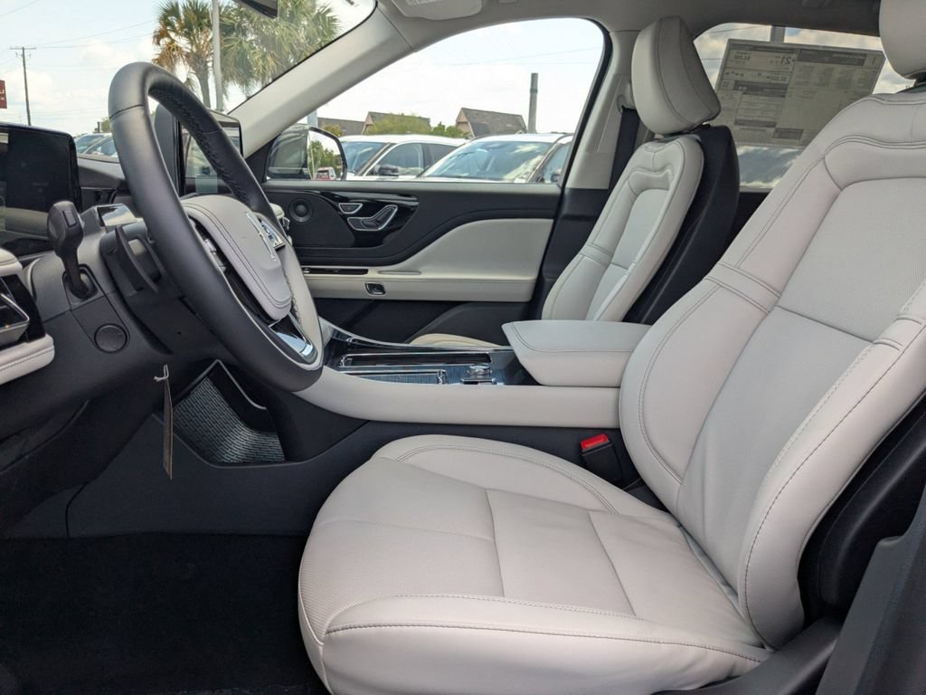 New 2026 Lincoln Aviator Reserve w/ Illumination Package RWD image 22