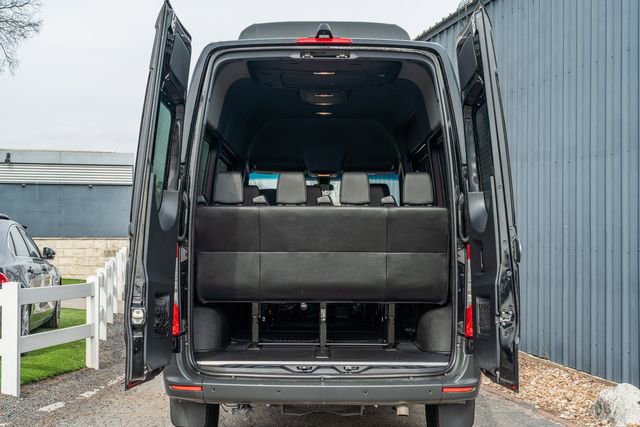Used 2019 Mercedes-Benz Sprinter 2500 image 14