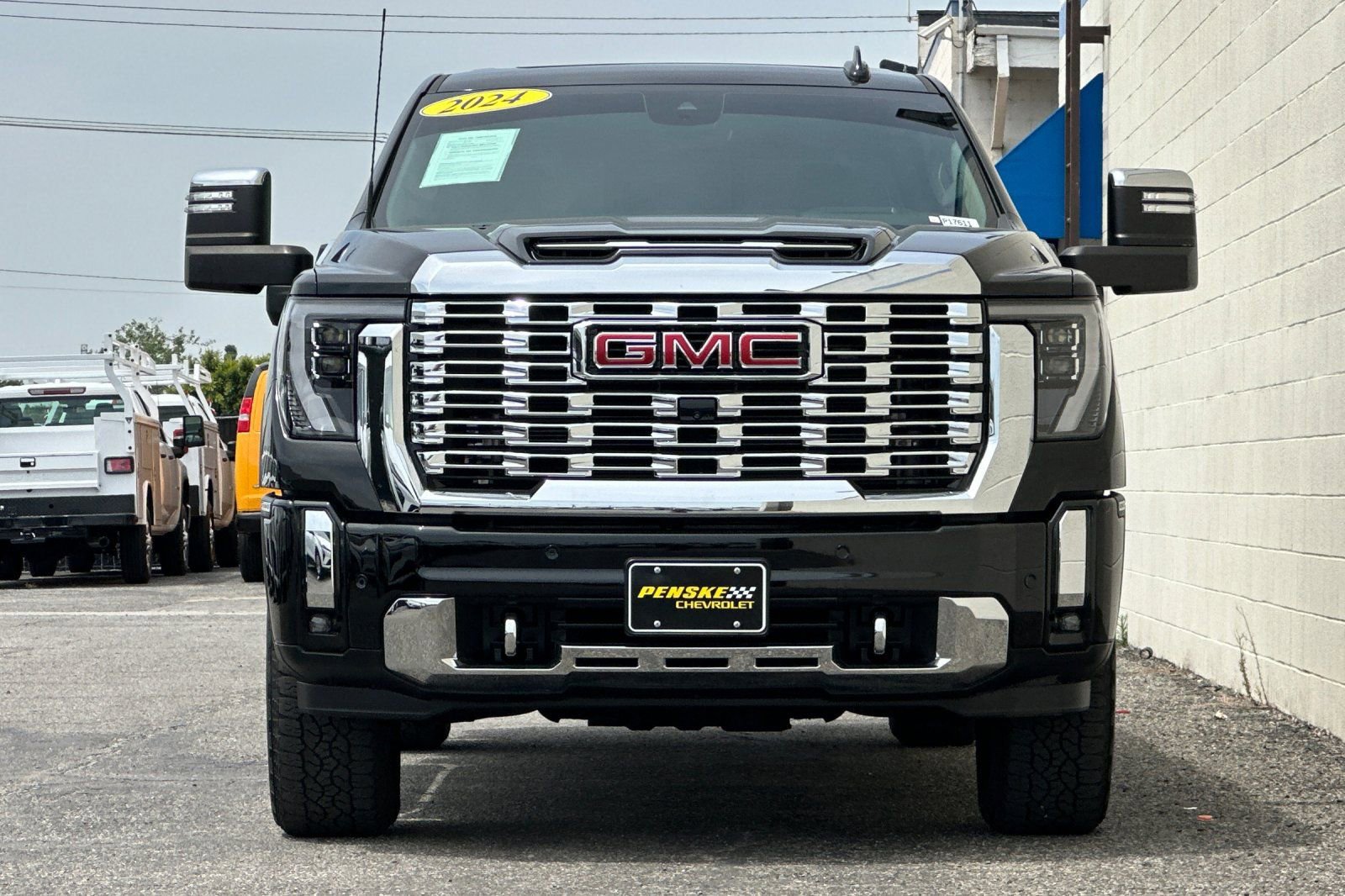 Certified 2024 GMC Sierra 2500 Denali w/ Denali Reserve Package image 9