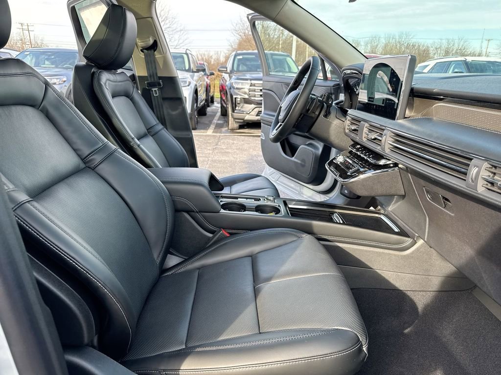 New 2026 Lincoln Corsair Reserve w/ Jet Appearance Package image 23